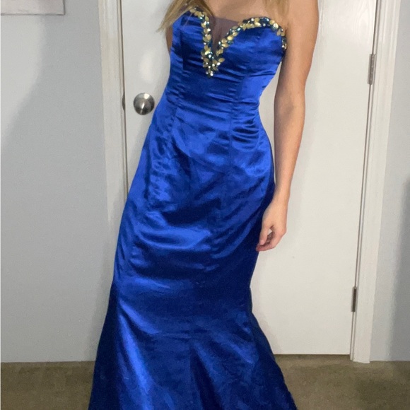 Shail K - Two Piece Ornately Beaded Bustier Mermaid Prom Dress 4039